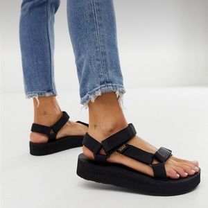 Teva Midform Black Sandals